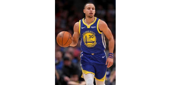 Curry rekrutterer Antetokounmpo som falske